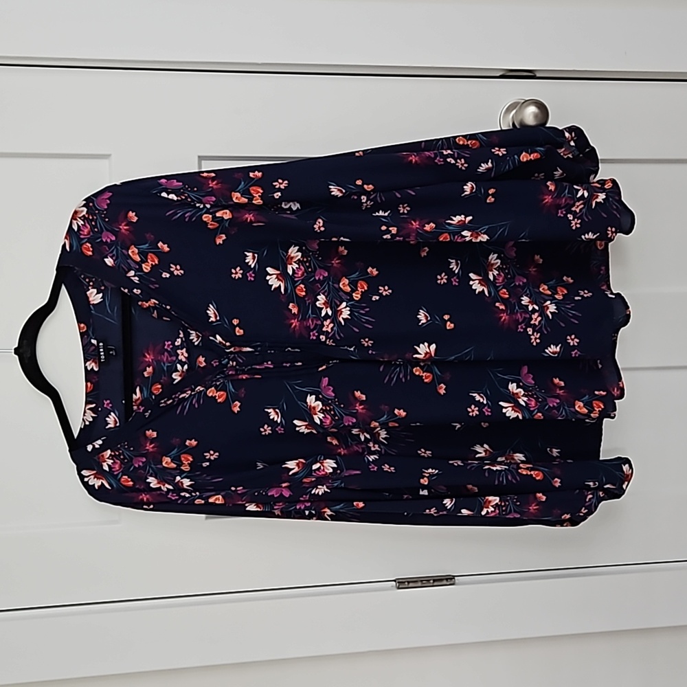 Torrid Gently Used Blouse 👚 Size 5